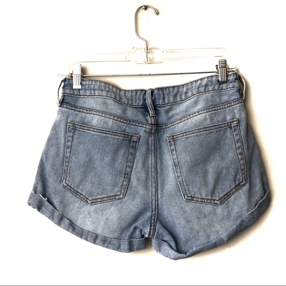 ❤️ Pacsun cactus embroidered Girlfriend Shorts - Picture 3 of 5